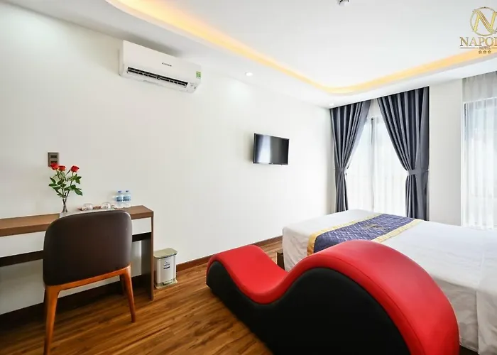 Napoly Hotel